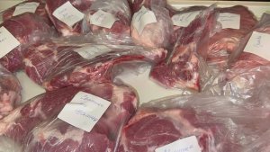 Сегодня большая разделка мяса, теперь надолго хватит.