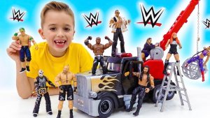 Влад и Ники занимаются спортом вместе с игрушками WWE и становятся сильнее Влад и Никита