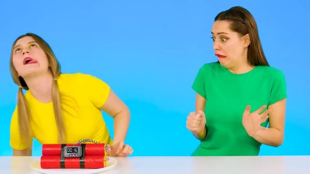 Укрась Торт Челлендж # Смешные Челленджи с Едой от Fun Challenge смотреть онлайн