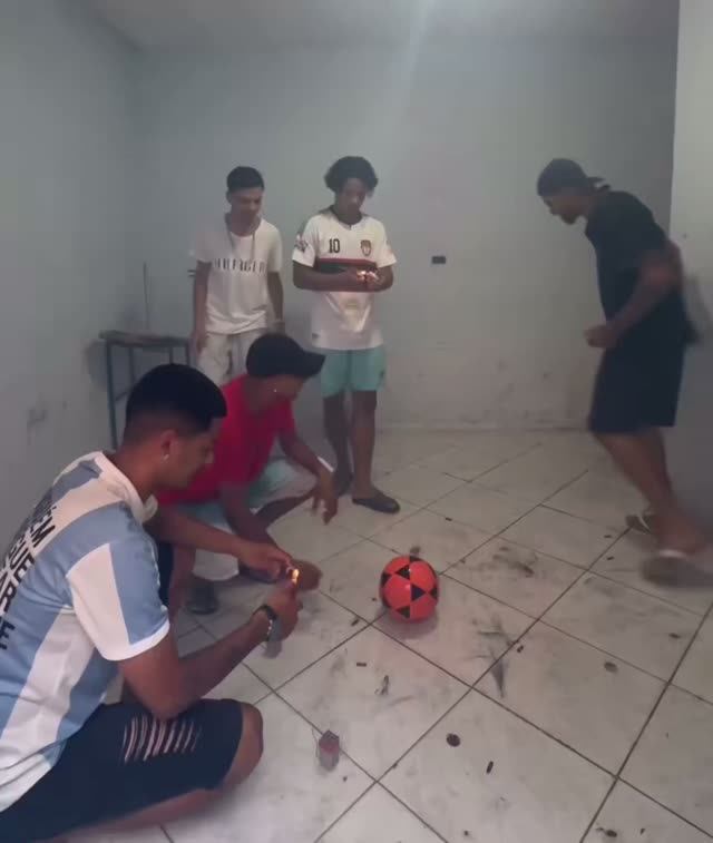 Футбол с огоньком!