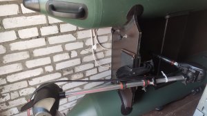 Лоддочный электромотор Koetsu S150 укорачиваю трубу-дейдвуд.