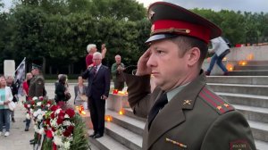В День памяти и скорби вся страна почтила память павших минутой молчания.
