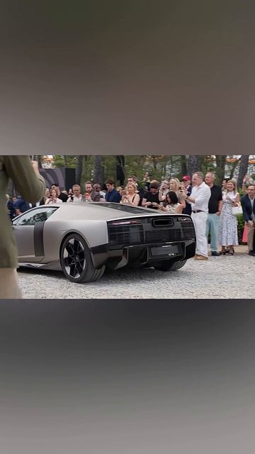 Гибридный монстр Audi за 600 000 евро смотреть онлайн