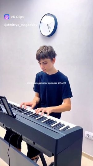 С учеником разобрали еще одну пьесу👍🎹🙂🌟
Dmitryx Магдесиев ft. Ярослав Панченко - Nothing Else Matter