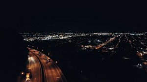 Desert Highway Drive 🌵 ｜ 1 Hour Synthwave Mix ｜ Dusk Drive