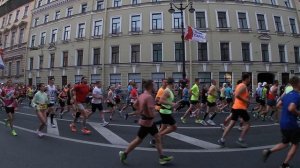 Марафон «Белые ночи» 2024. Старт кластера E на дистанции 42 км