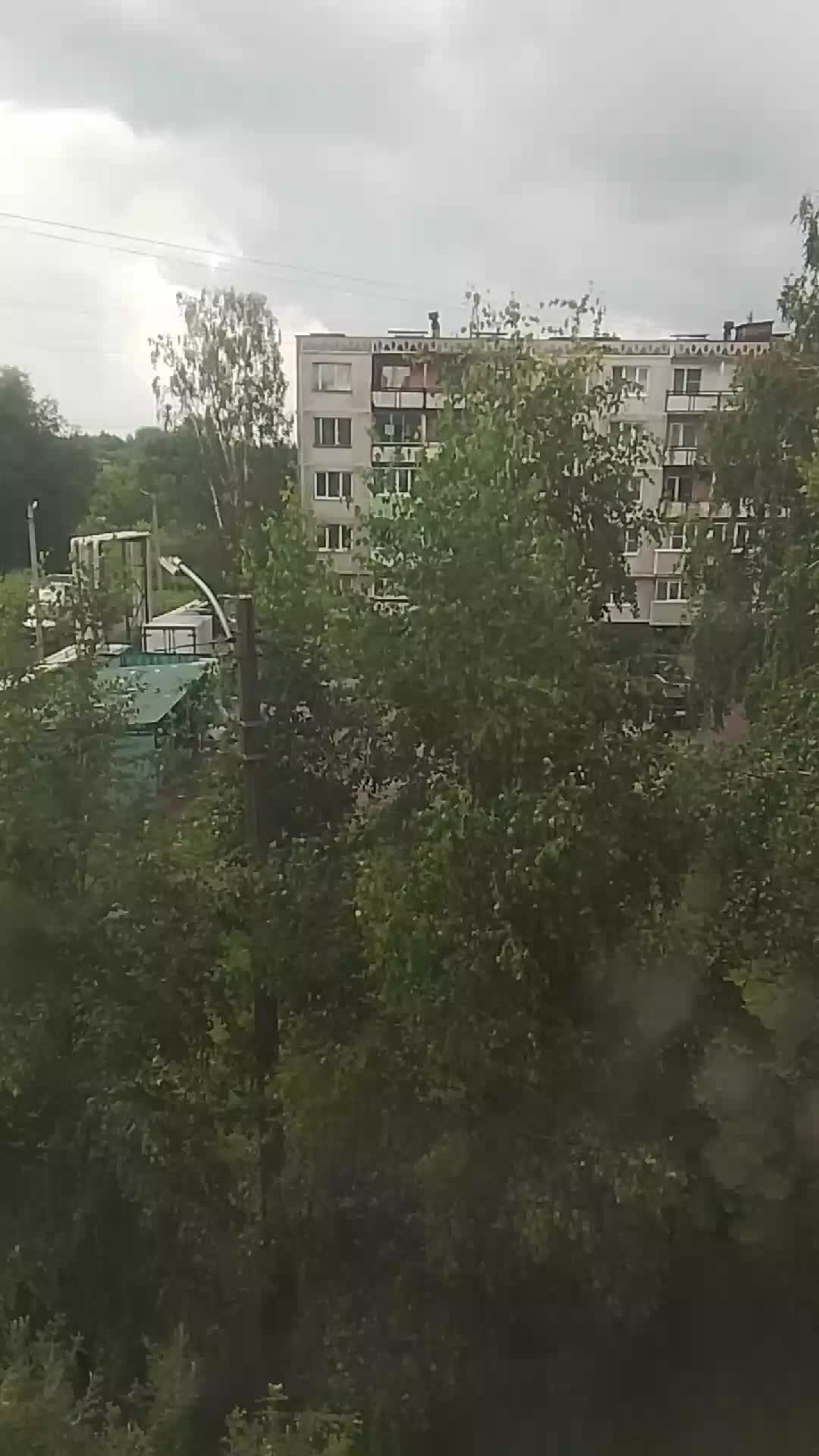 двор смотреть онлайн