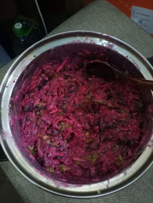 Необъятный салат из свеклы от Нинули.
