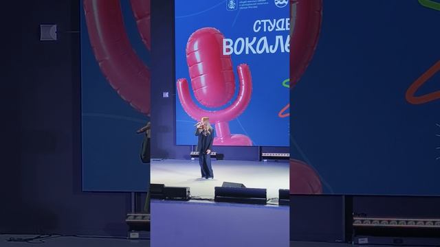 Полина Пономарева и Николь Кароли студвесна смотреть онлайн