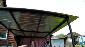 «Мангально коптильная зона под крышей: вот как это выглядит теперь!»
