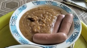 Мукбанг картофельное пюре с сосисками для детей