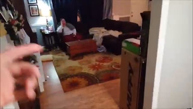 Kid Temper Tantrum Destroys Cake Cus He Couldnt Play XBOX Original [get.gt] смотреть онлайн