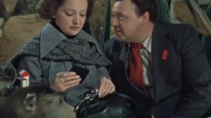 Гараж 1979 г. - Раньше мужчины платили женщинам, это было нормально, а теперь, какое падение нравов