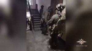 МВД России публикует видео задержания подозреваемых в организации экстремистского сообщества