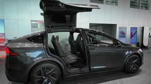 Tesla Model X 2026 - Интерьер и Экстерьер