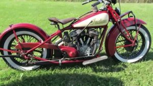 Взлёт Harley-Davidson Knuklehead 1936 года.