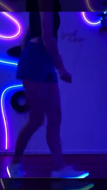 Танцуют все 🤣
