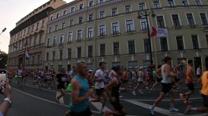 Марафон «Белые ночи» 2024. Старт кластера C на дистанции 42 км