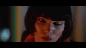 Robin Schulz & Topic ft. Oaks - One By One (Official Music Video)