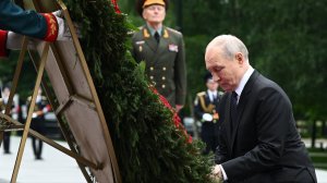 Владимир Путин возложение венка к Могиле Неизвестного Солдата, Москва, 22 июня 2026 года