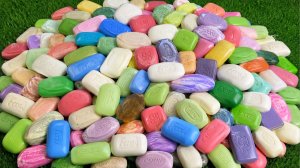 Удовольствие на несколько минут: 3 радужные ванночки с конфетами M&M's и волшебной слизью
