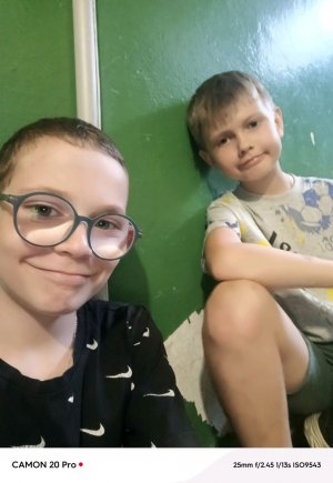 заходи мы сидим с Стёпой