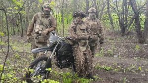 Низкий поклон Калужской семье за мощную поддержку, Мотоцикл «Москалик» на службе 🫡