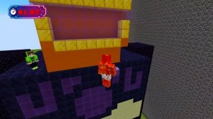 ДЕВОЧКИ ПРОТИВ МАЛЬЧИКОВ В БИТВЕ ЖЕЛЕЗНЫХ ГОЛЕМОВ В MINECRAFT