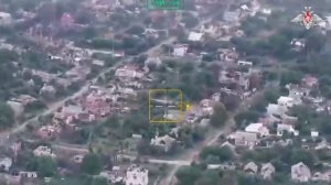 Военнослужащие штурмовых подразделений «Южной» ГрВ развернули Государственный флаг на освобожденной