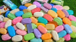 Удовольствие на несколько минут: 3 радужные ванночки с конфетами M&M's и волшебной слизью