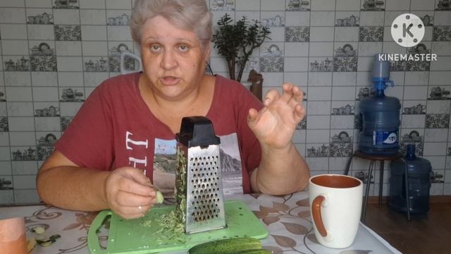 В ТАКУЮ ЖАРУ ТОЛЬКО ОКРОШКА ЗАХОДИТ. смотреть онлайн