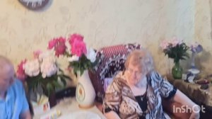 Семейка Аддамс 🤣. К свекрови на 80 лет.