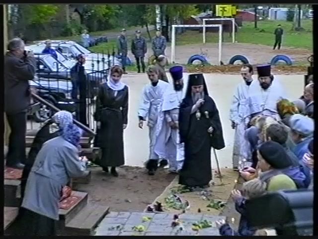 освящение Серафимовского храма смотреть онлайн