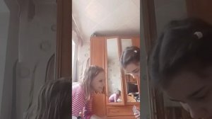 играю в игру с подругой