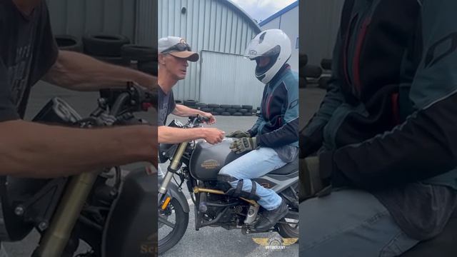 Обучение на мотоциклах бойцов СВО в МотоАкадемии