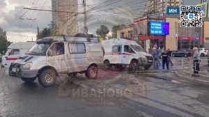 В Иванове автомобиль скорой помощи лег на бок у центрального рынка