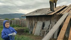 Устраняем последствие бури-урагана.