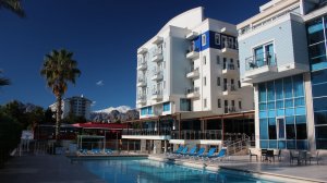 Обзор отеля SEALIFE FAMILY RESORT 5*