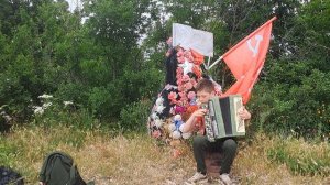 Звучит баян на горе Шизе !!!
