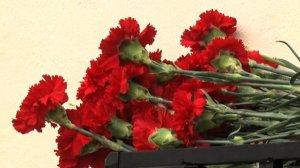 В Норском торжественно открыли мемориальную табличку супругам-пограничникам Горбуновым