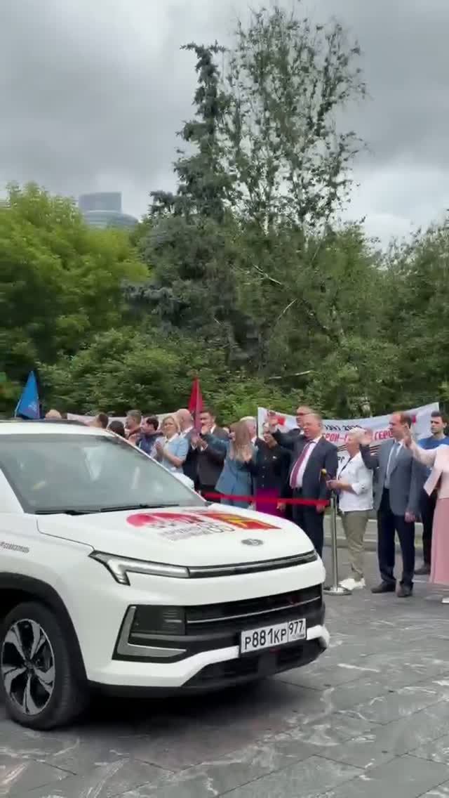 О том, как прошла торжественная церемония старта марафона «Города-герои – города Героев»