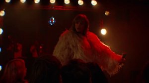 Suki Waterhouse - Back in Love (Official Music Video)