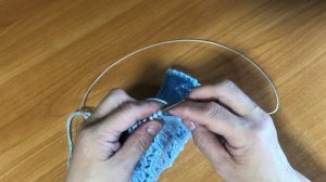 Узор спицами для любых плечевых изделий