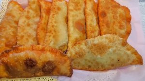 Хрустящие чебуреки с разными начинками) Подробный рецепт...