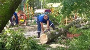 В Свердловской области ликвидируют последствия смерча.