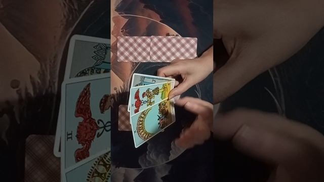 Жив ли человек? Таро расклад 🔮