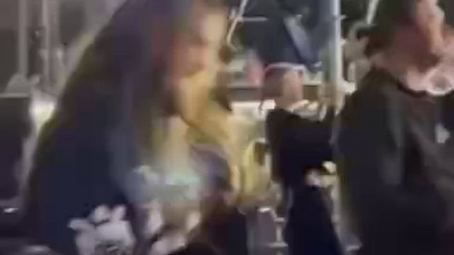 Животина с русской фамилией Пивоваров орёт «кто не скачет, тот москаль»🤡 смотреть онлайн