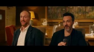 Под Эйфелевой башней - Русский трейлер (2019) 16