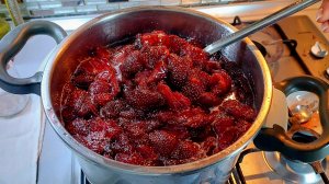 Рецепт клубничного варенья | Готовится просто, получается божественно вкусным