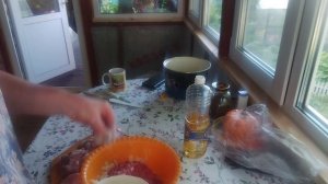Готовлю маринад для шашлыка из красной смородины